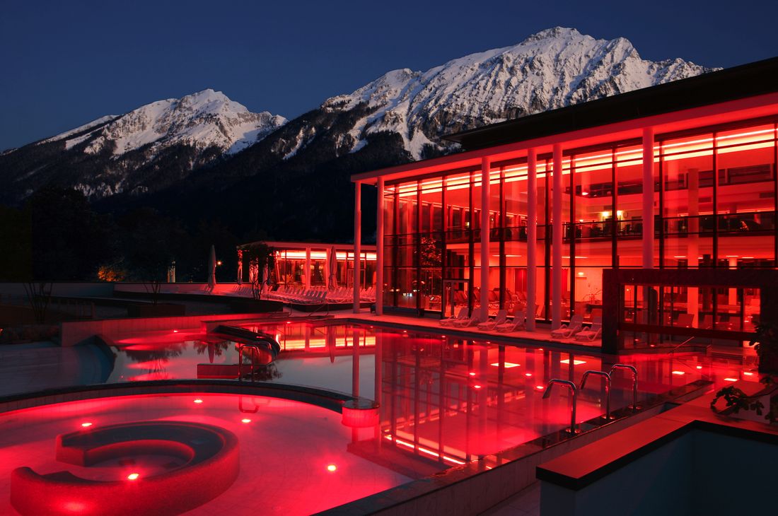 rupertustherme_rot_berge