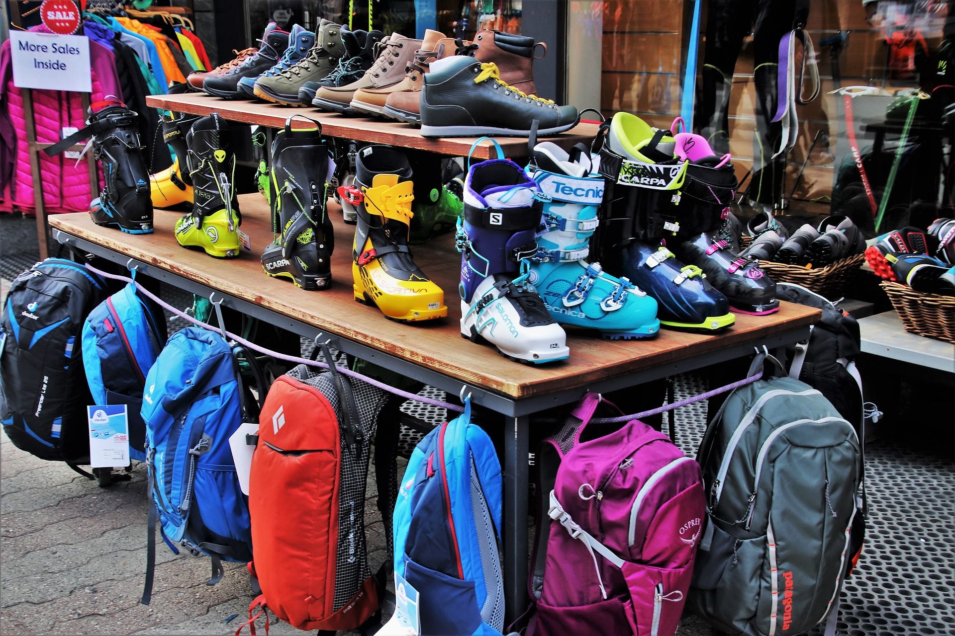 shoes-g52ac27f36_1920